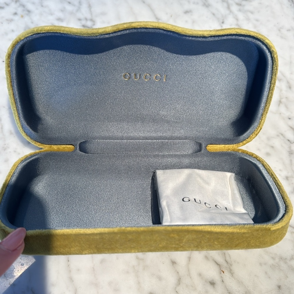 Gucci Tortoiseshell Square Sunglasses - Picture 11 of 11